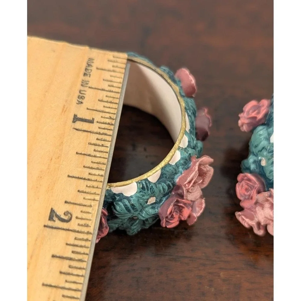 Vintage Set of 4 Floral Rose Napkin Rings Resin Cottagecore Shabby Chic Pink